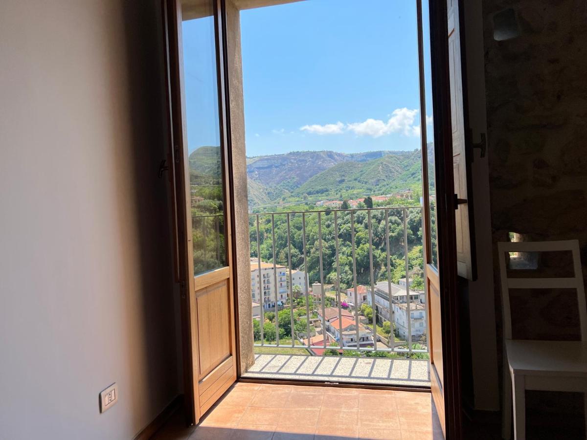 La Rupe Apartments טרופאה מראה חיצוני תמונה