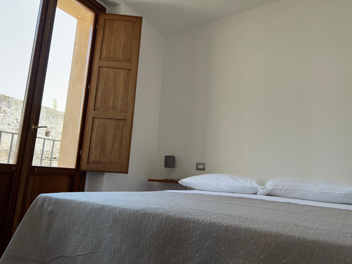 La Rupe Apartments טרופאה מראה חיצוני תמונה